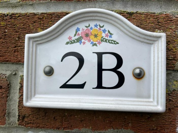 2b Greenhaw Road