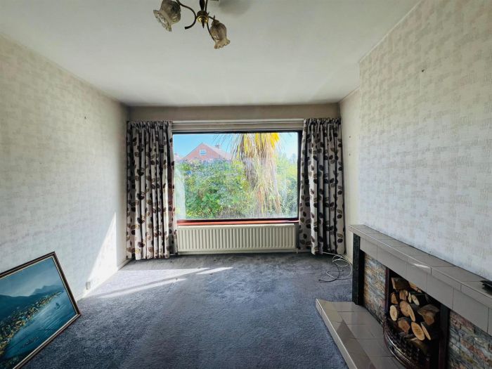 6 Danesfort Crescent