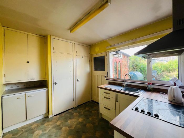 6 Danesfort Crescent