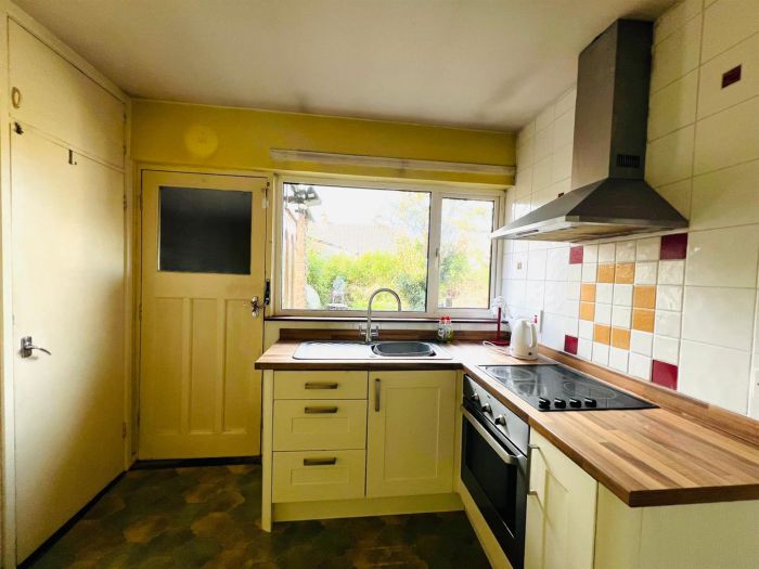 6 Danesfort Crescent