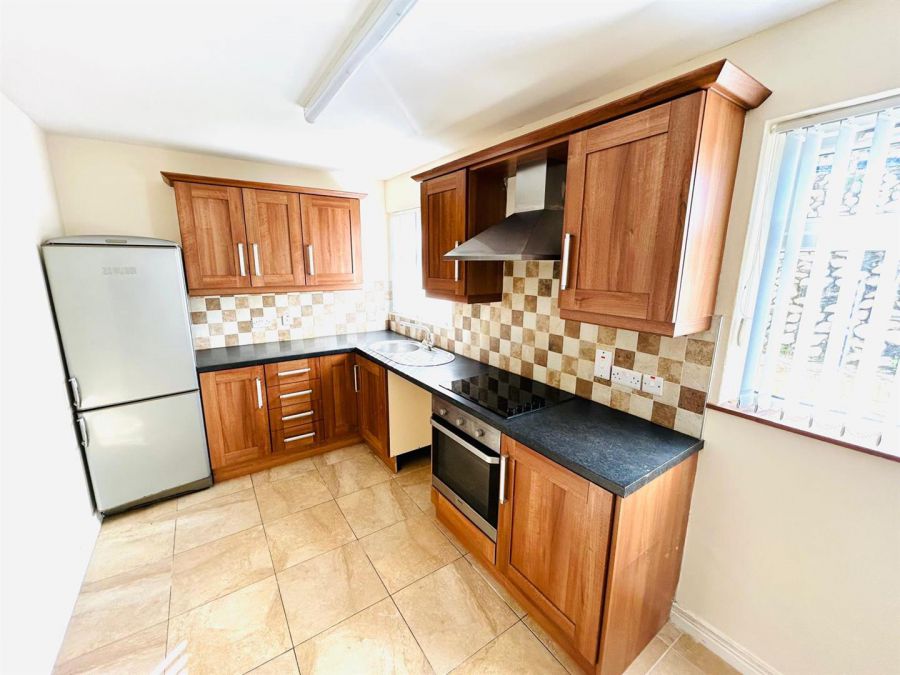 16 Derryview Terrace