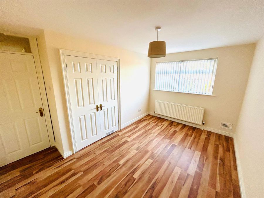 16 Derryview Terrace