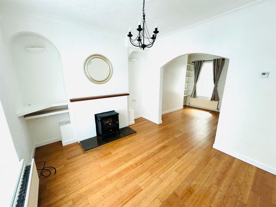 12 Miller Street
