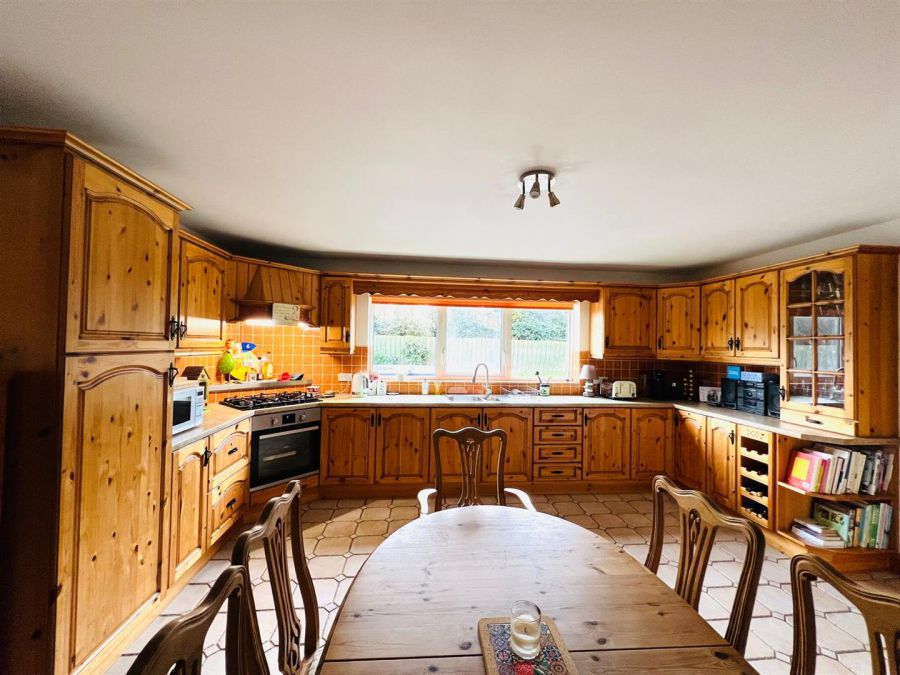 23 Millgrove Park