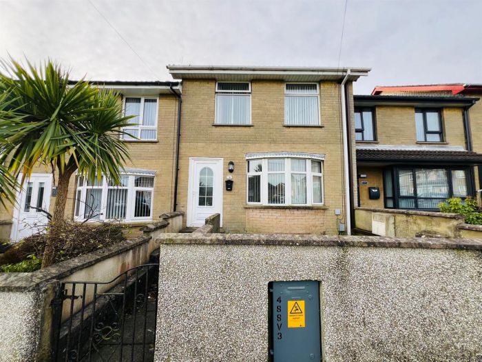 78 Ederowen Park,derry, BT48 8NZ