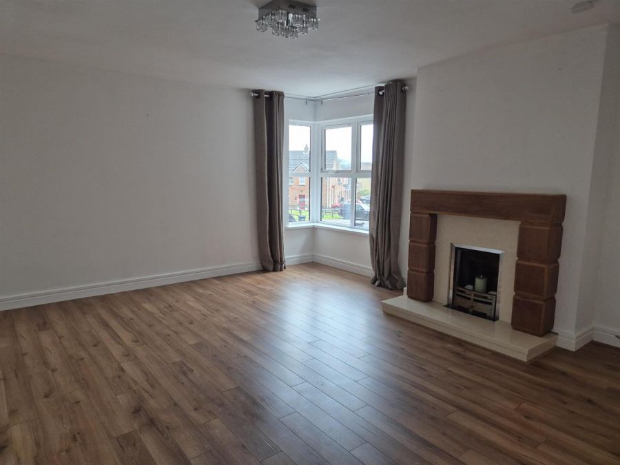 77 Ivy Mead Mews