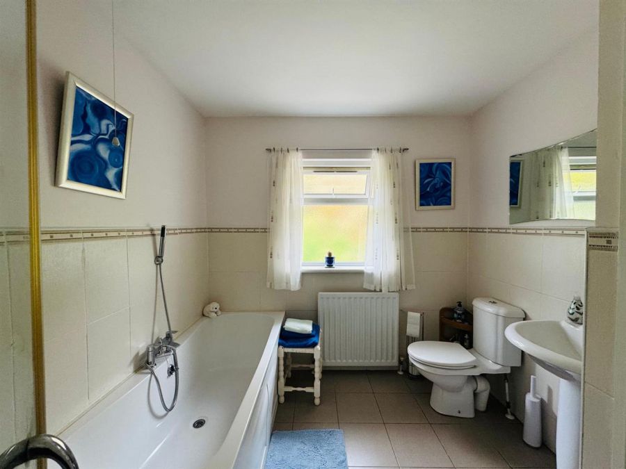 21 Drumcraig Road 21 Drumcraig Road