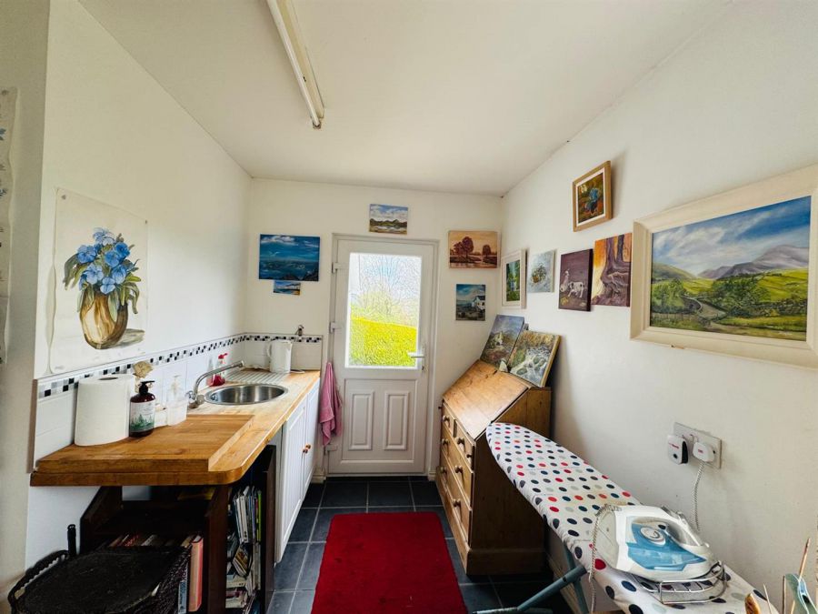 21 Drumcraig Road