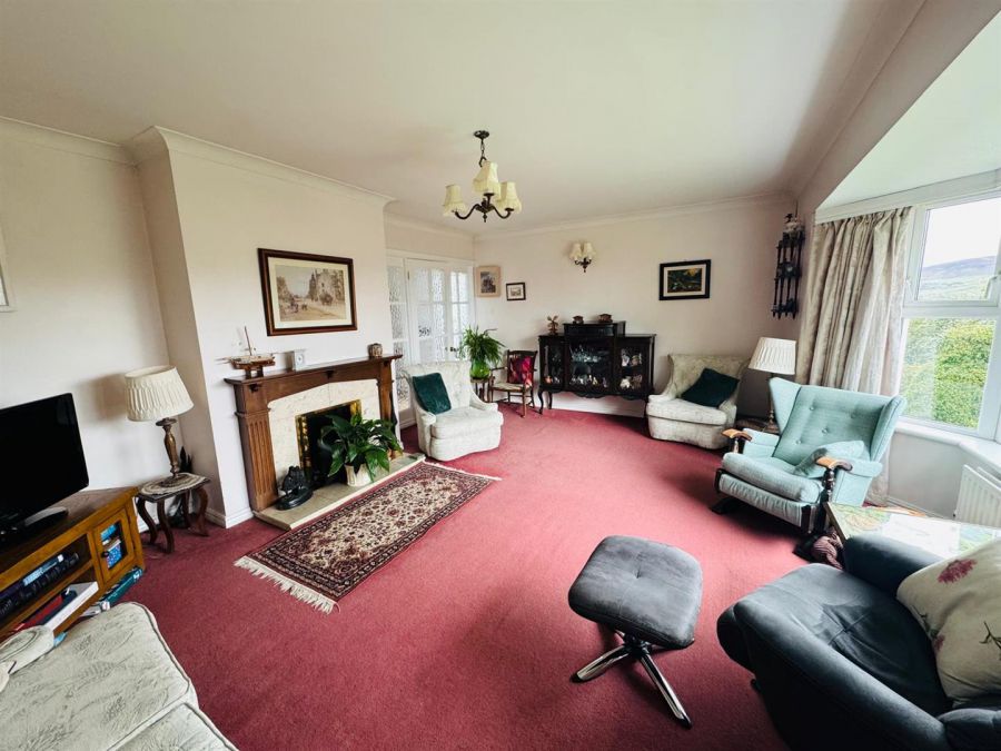21 Drumcraig Road 21 Drumcraig Road
