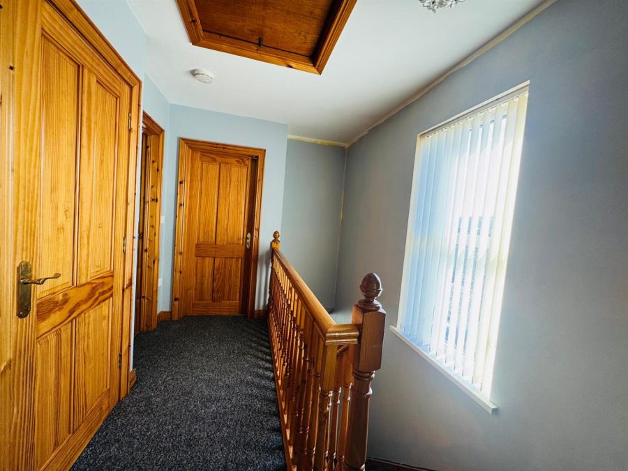 42 Elm Wood Green