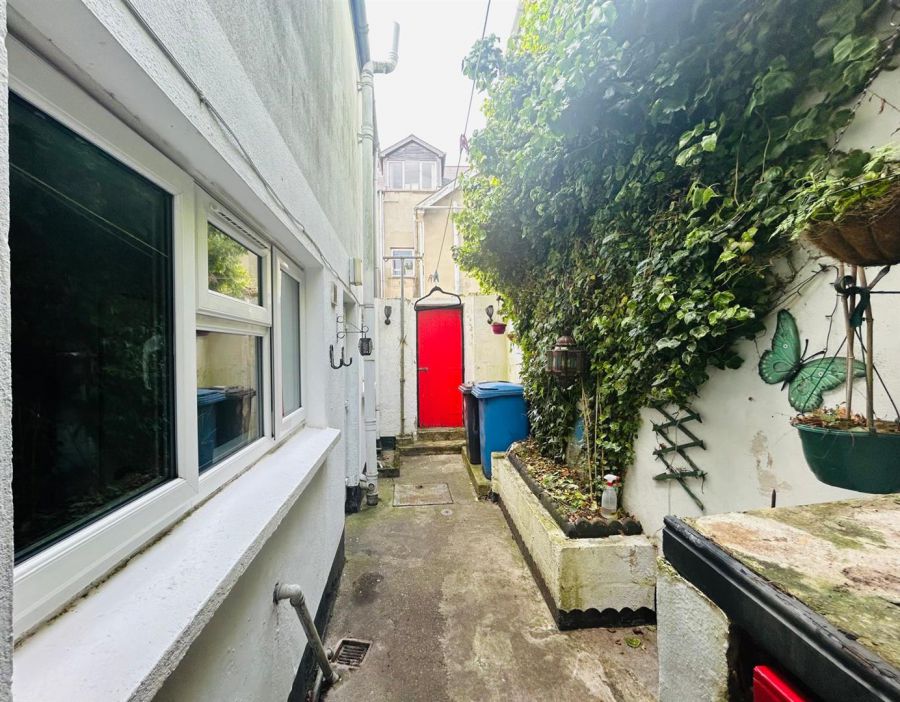 13 Upper Bennett Street