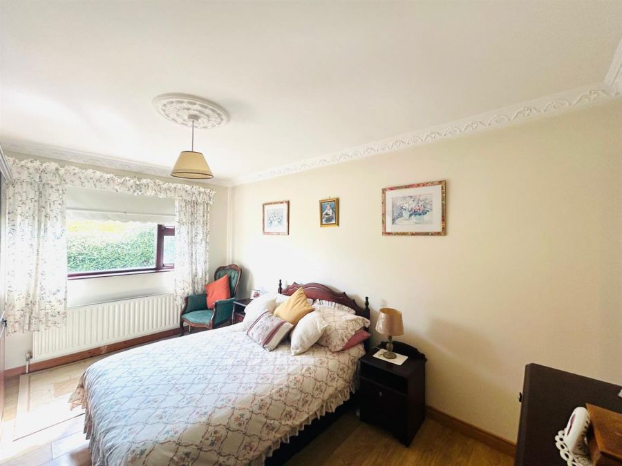 62 Bayswater