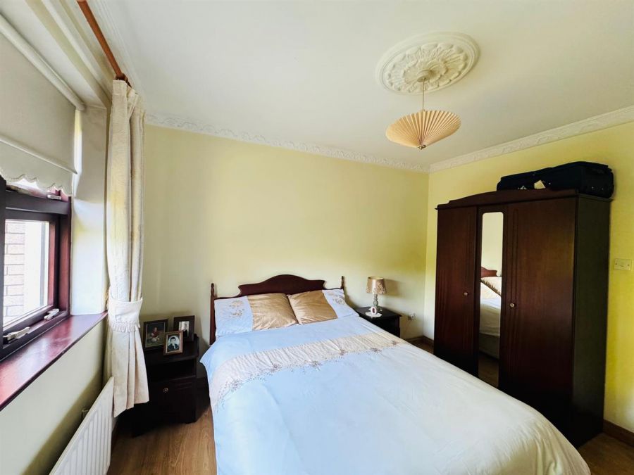 62 Bayswater