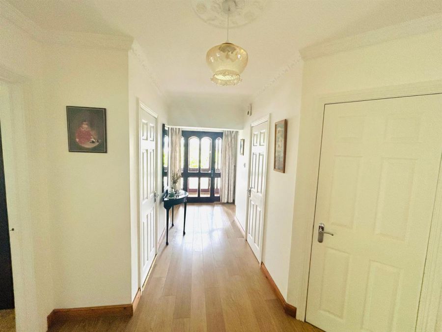 62 Bayswater