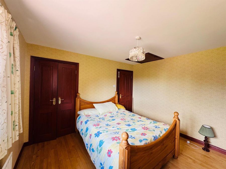 10 Coolafinny Road