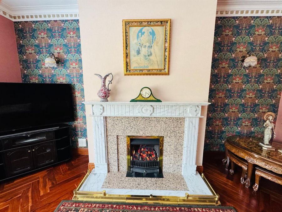 74 Woodend Road