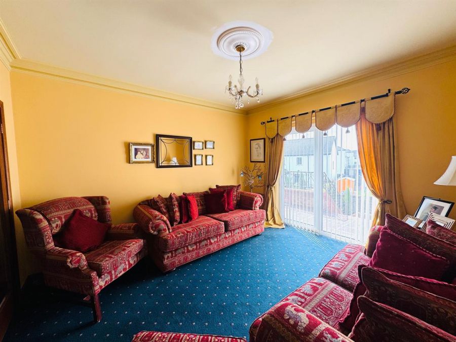 74 Woodend Road