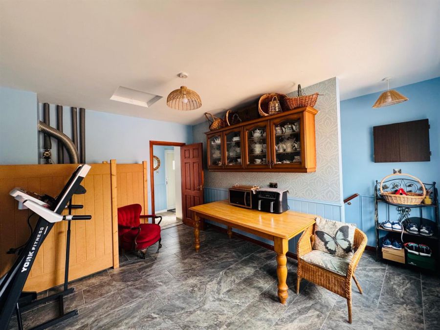 74 Woodend Road