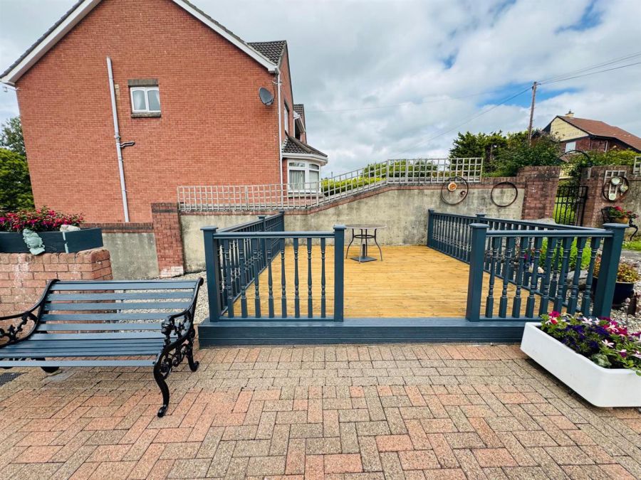 74 Woodend Road