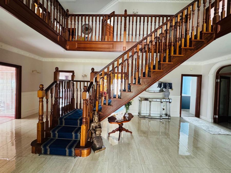 74 Woodend Road