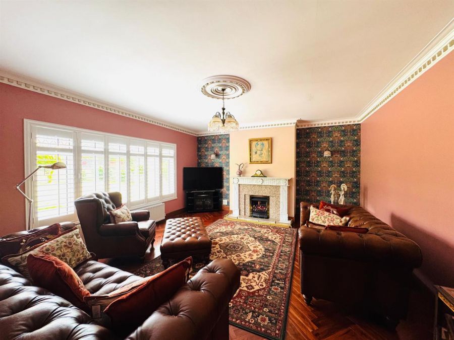 74 Woodend Road