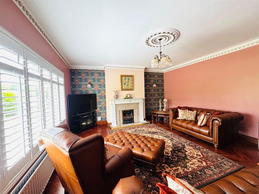 74 Woodend Road