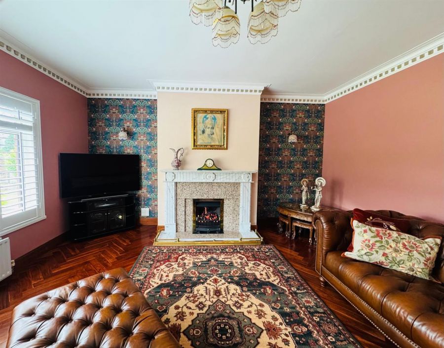 74 Woodend Road