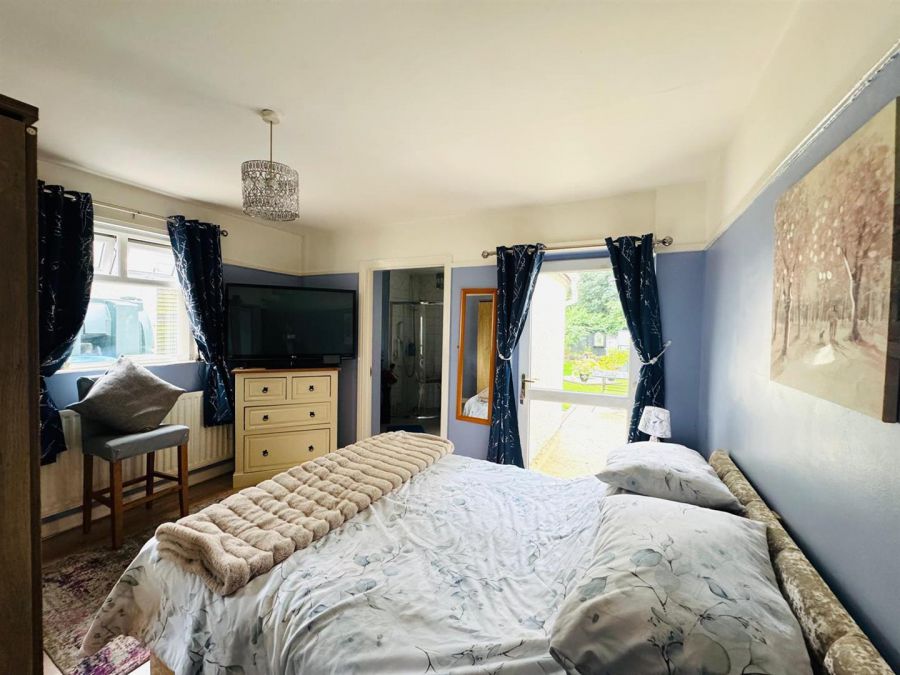 20 Ebrington Park
