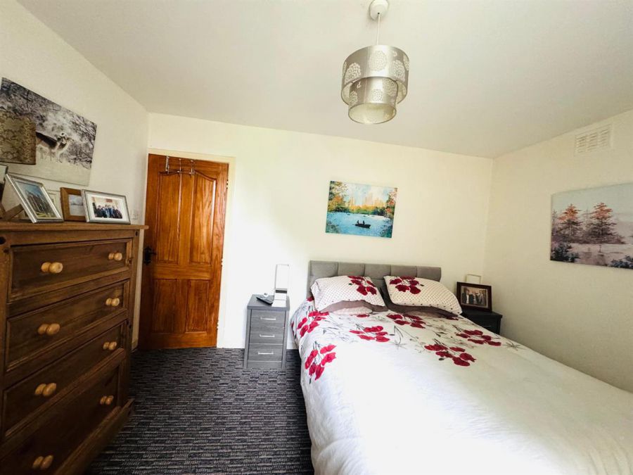 20 Ebrington Park