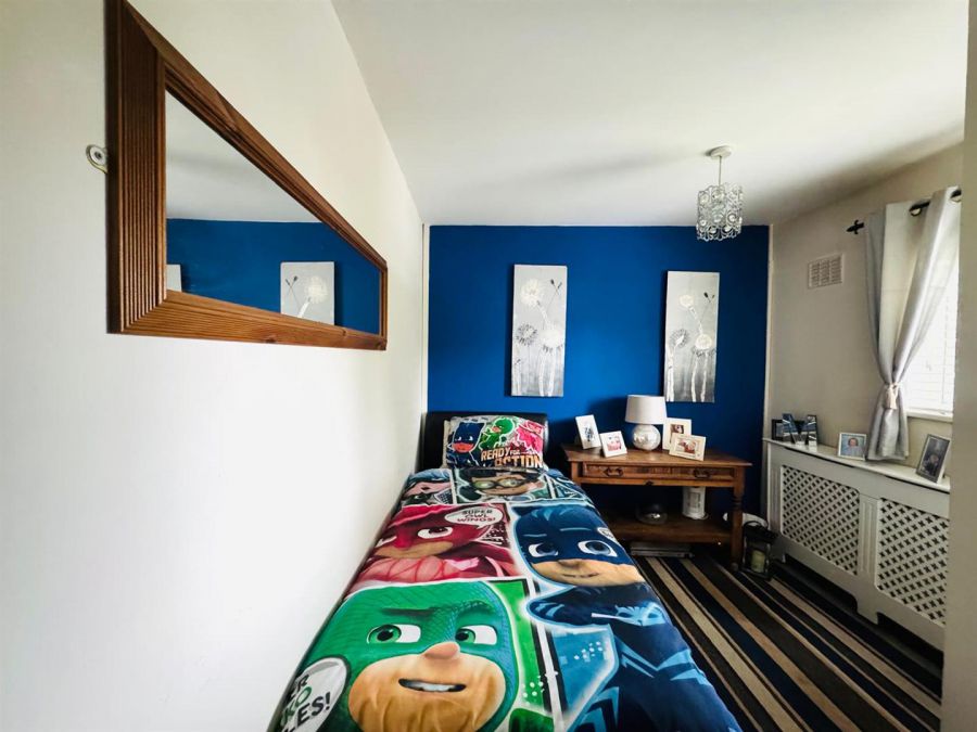 20 Ebrington Park