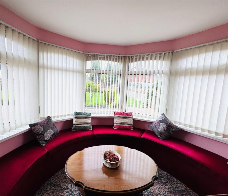 76 Woodend Road