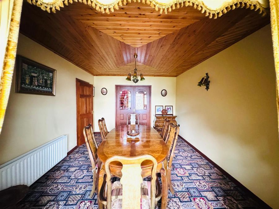 76 Woodend Road
