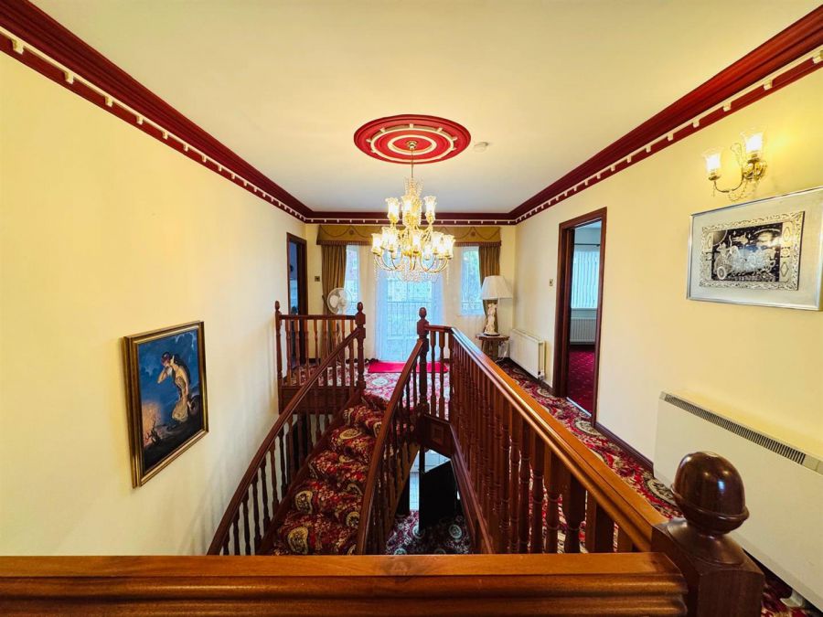 76 Woodend Road