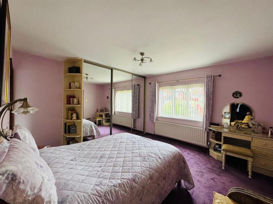 76 Woodend Road