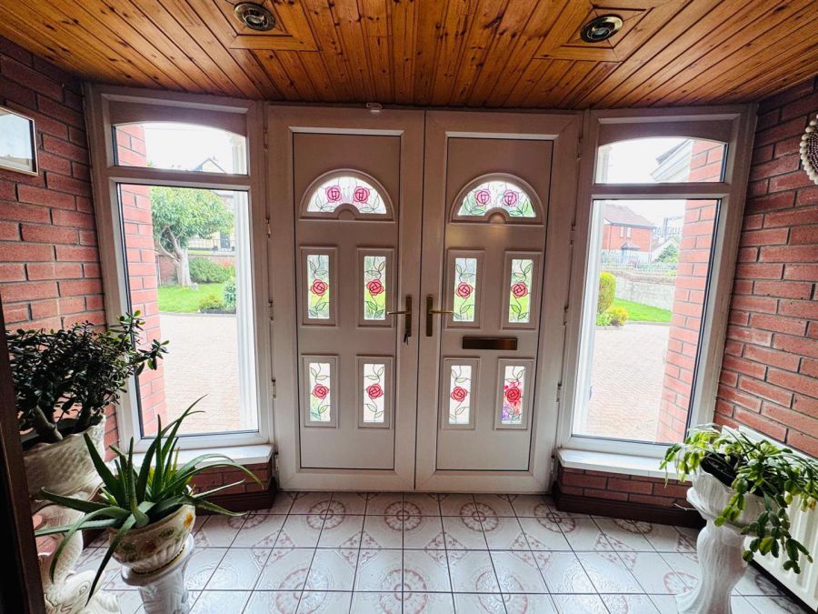 76 Woodend Road