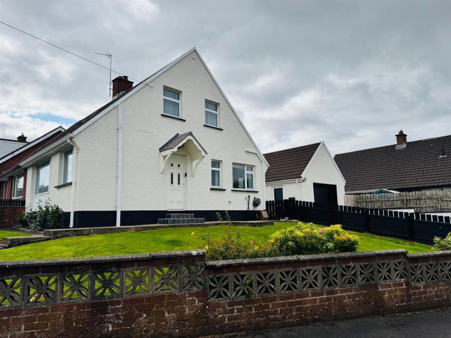 2 Erosmore Drive