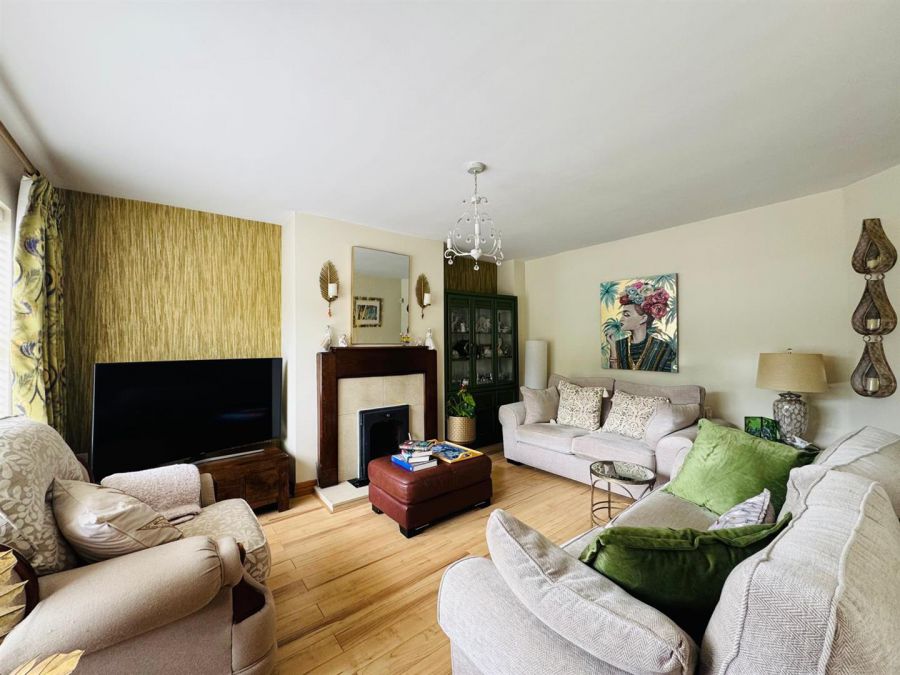 92 Ivy Mead