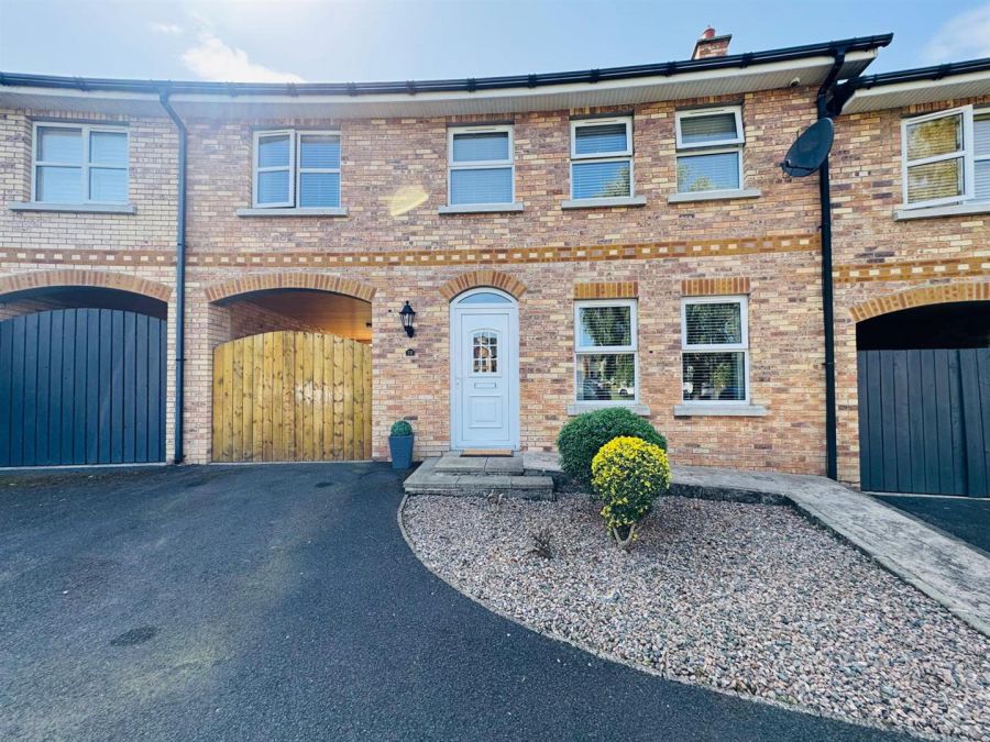 33 Woodvale Mews