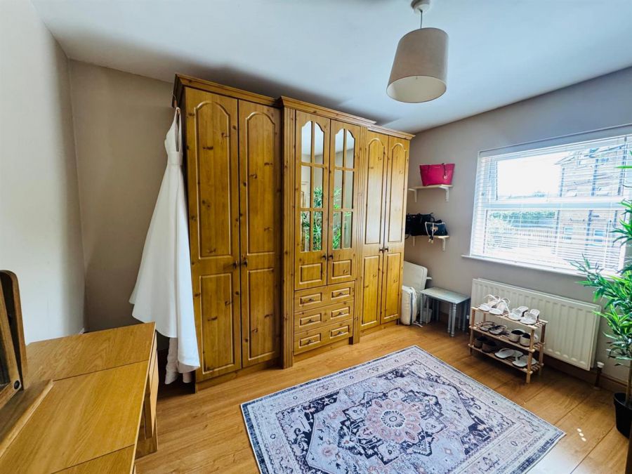 33 Woodvale Mews