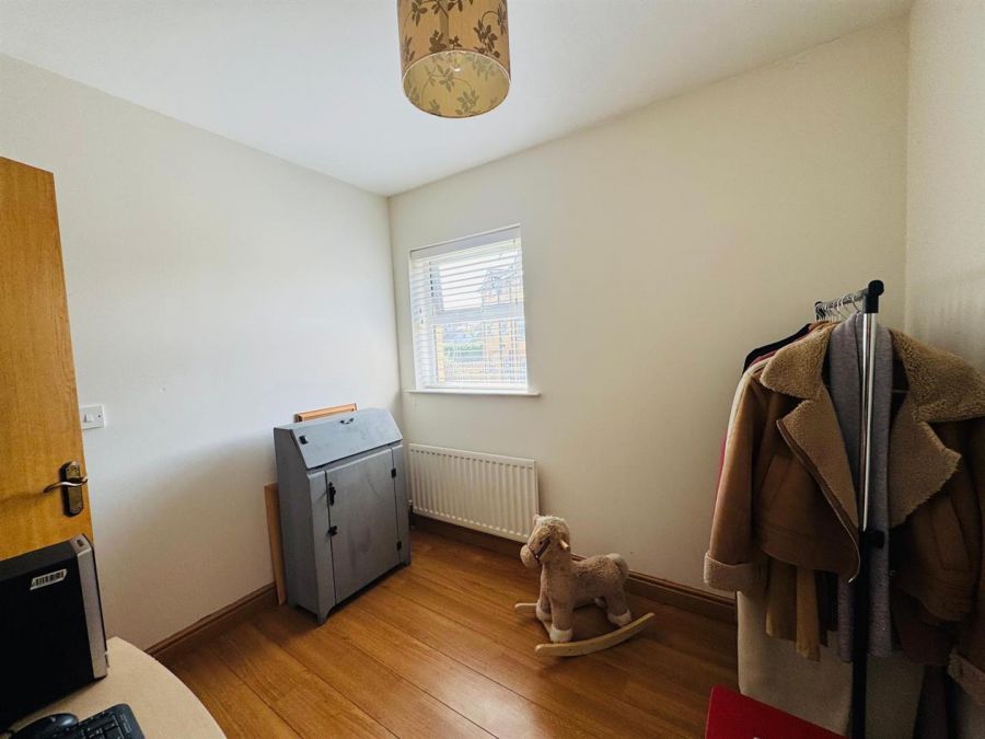 33 Woodvale Mews