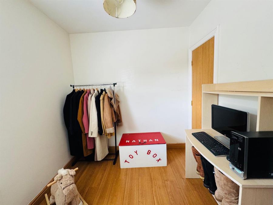 33 Woodvale Mews