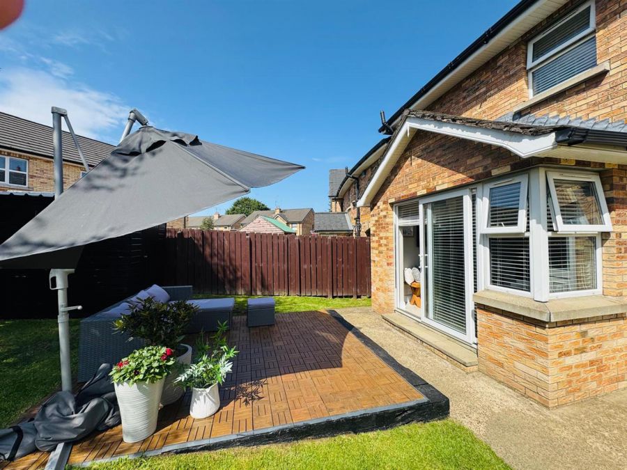 33 Woodvale Mews