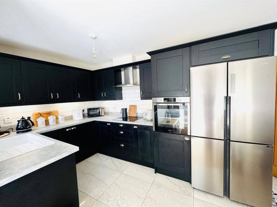 33 Woodvale Mews