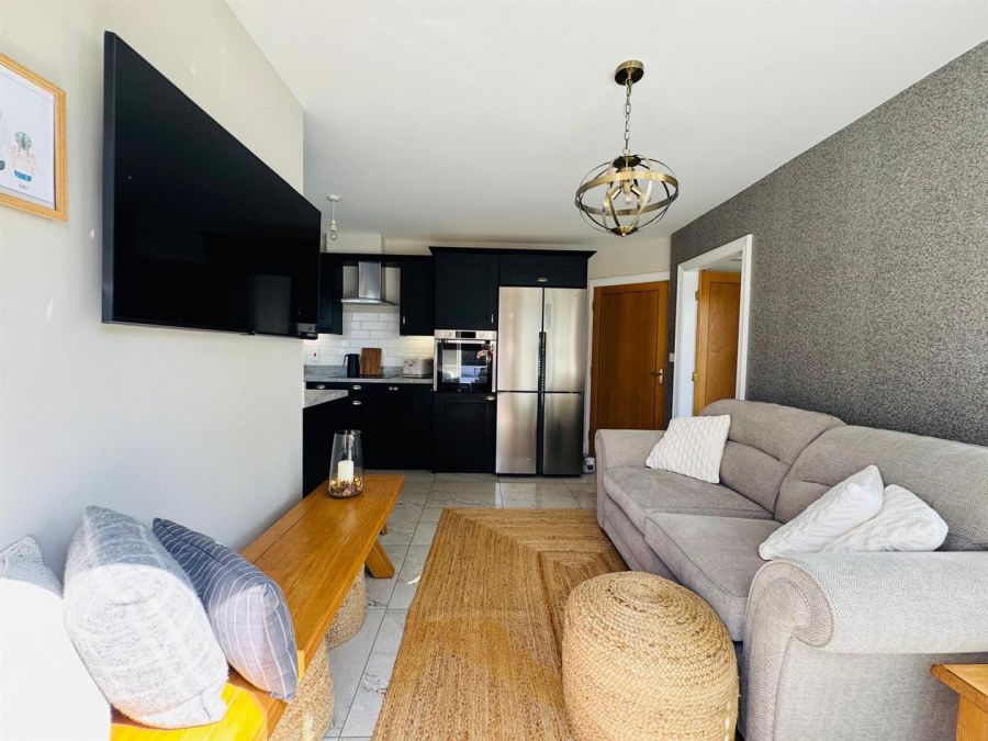 33 Woodvale Mews