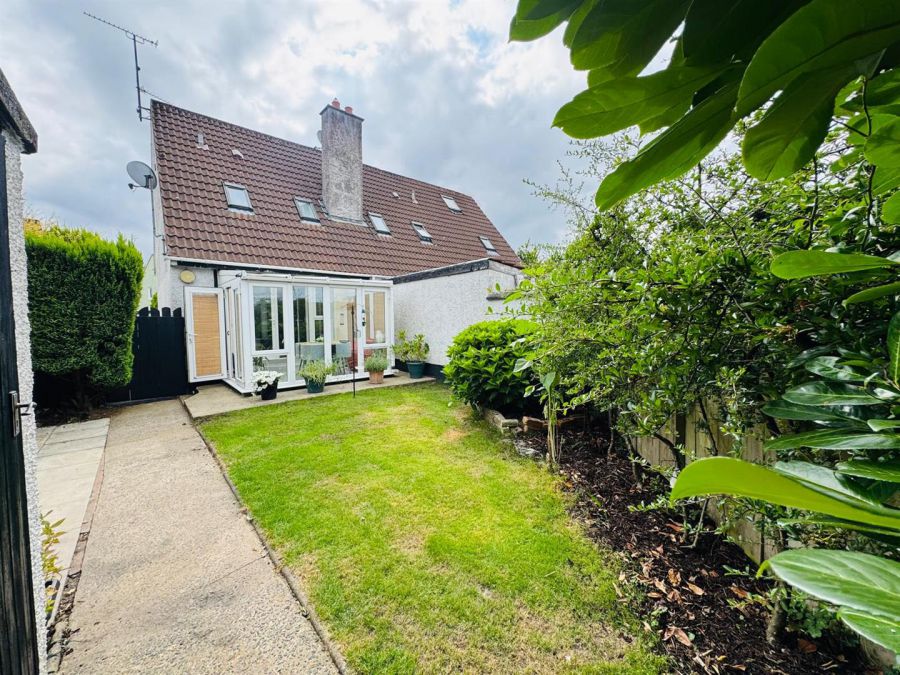 136 Rockfield