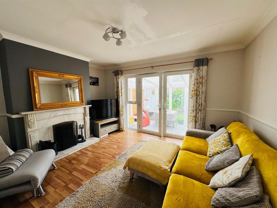 136 Rockfield