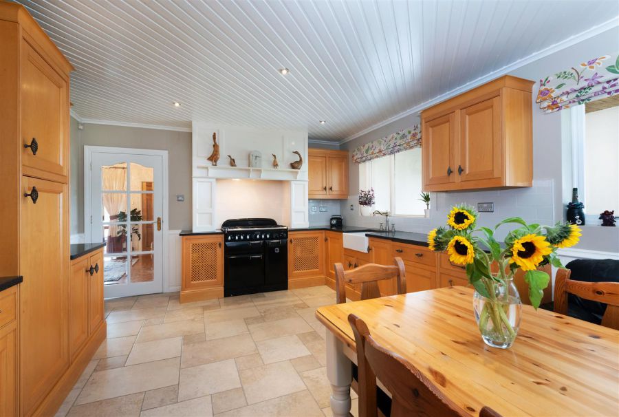 18 Dunnwood Park