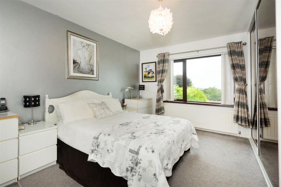 18 Dunnwood Park 18 Dunnwood Park