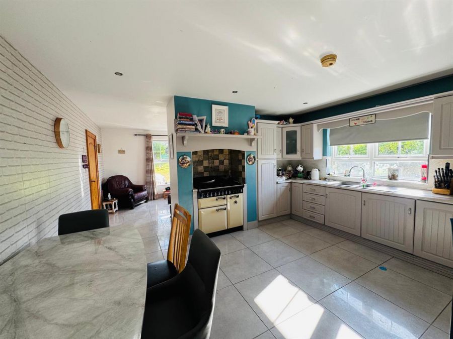 56 Gortaclare Road