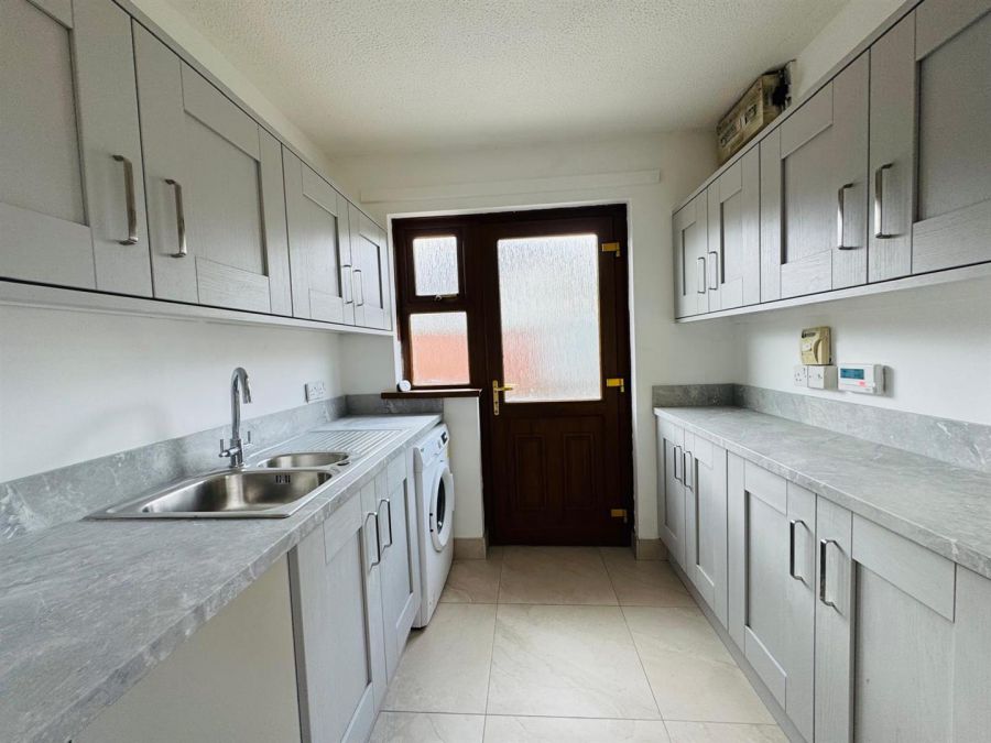 16 Rushcroft Park